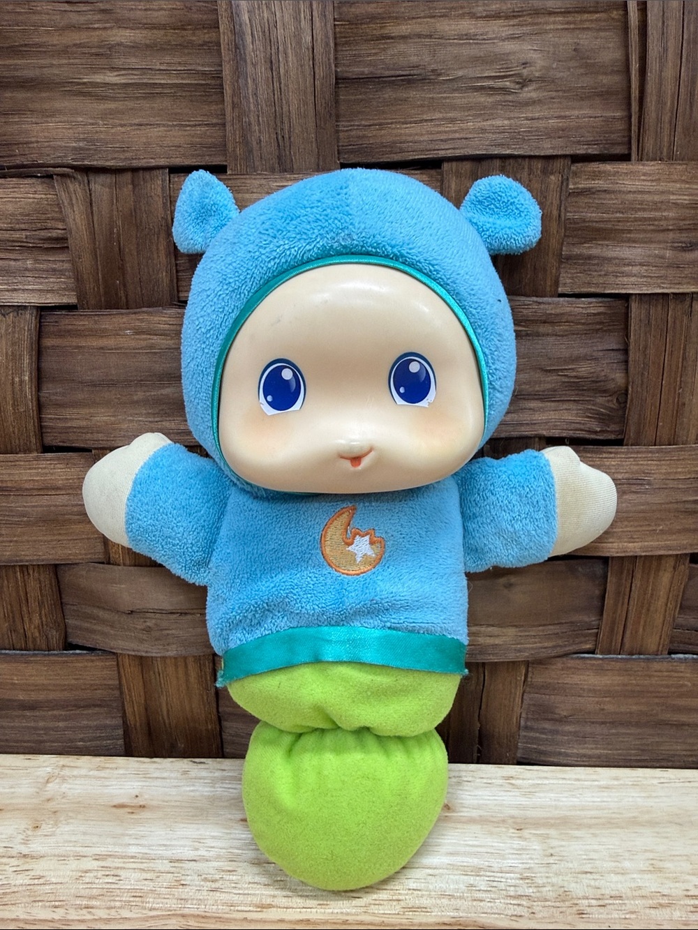 Playskool Hasbro Glow Worm Night Light Plush Toy Plays Lullabies Works Cute